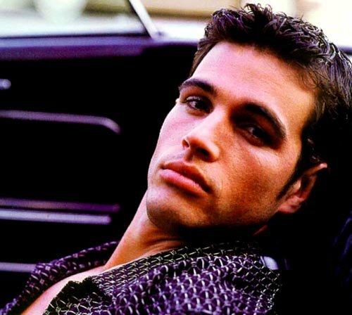 красивый парень