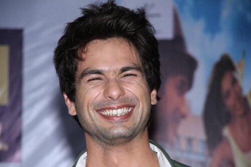 Ему нравится лесть